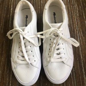 Almost new Madewell Leather sneakers. Too big